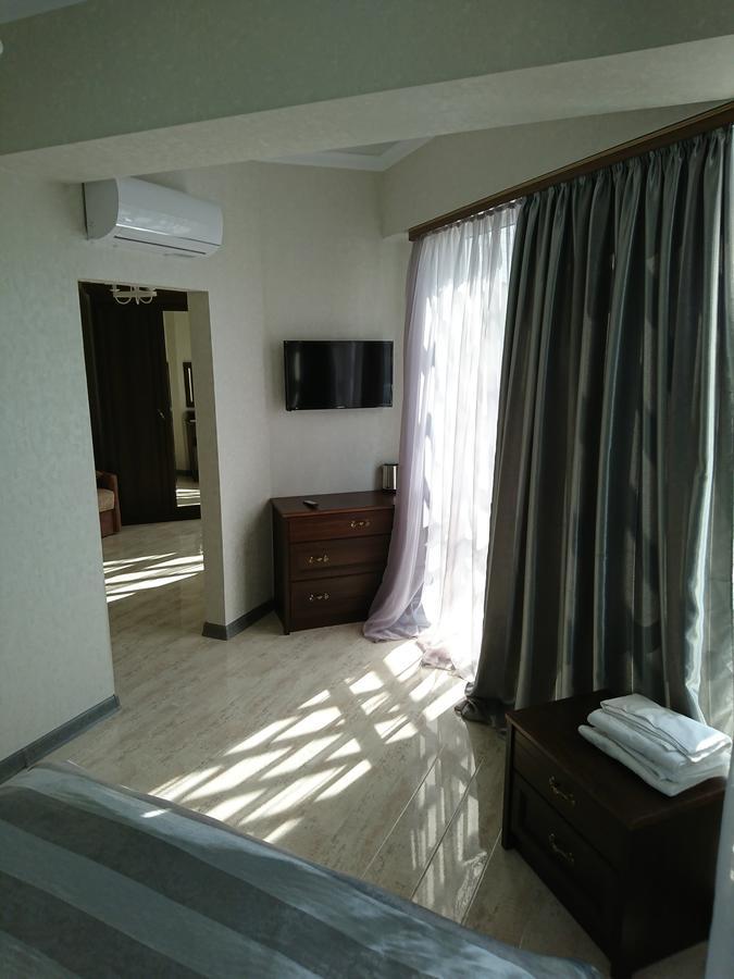 Gega Hotel Gagra Exterior photo